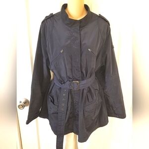 Yessica Raincoat